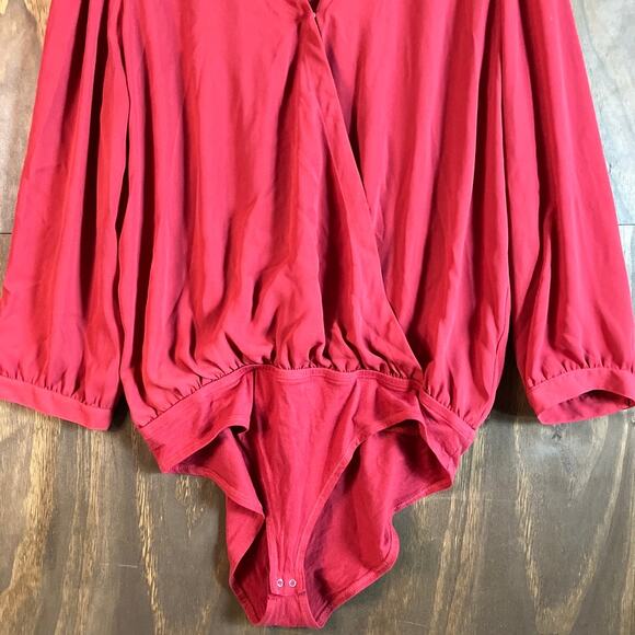LOFT Womens Bodysuit Blush Red Flowy V Neck Long Sleeve Sheer Stretch Large - Picture 3 of 13